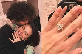 Selena Gomez and Benny Blanco got engaged, Selena Gomez showed the engagement ring